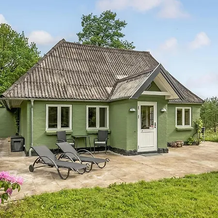 Lovely Home In Aabenraa With House Sea View 別荘 *