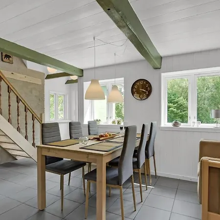 Beautiful In With Wifi Holiday home